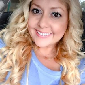 Meet your Posher, Esmeralda